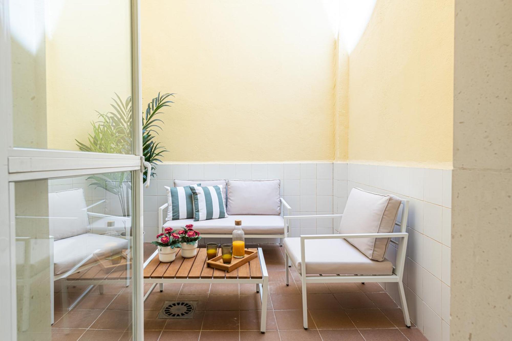 Iloftmalaga Pasillo De Atocha Apartment Luaran gambar