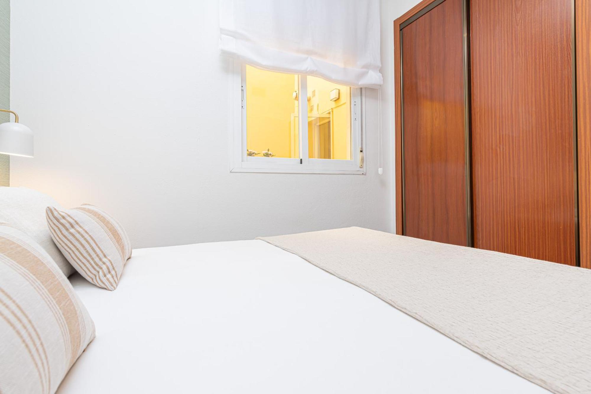 Iloftmalaga Pasillo De Atocha Apartment Luaran gambar