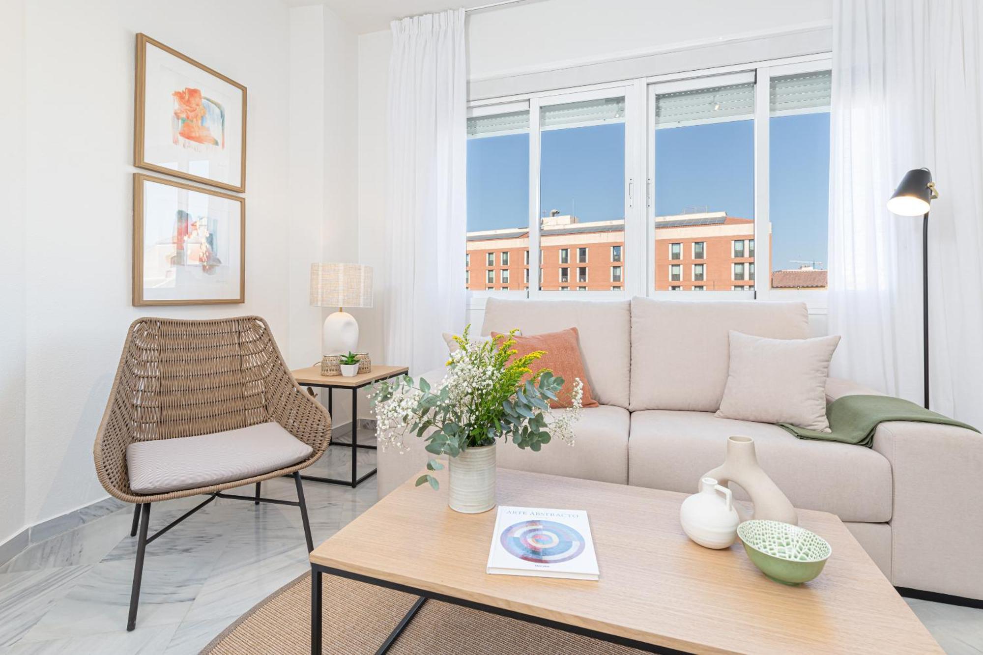 Iloftmalaga Pasillo De Atocha Apartment Luaran gambar