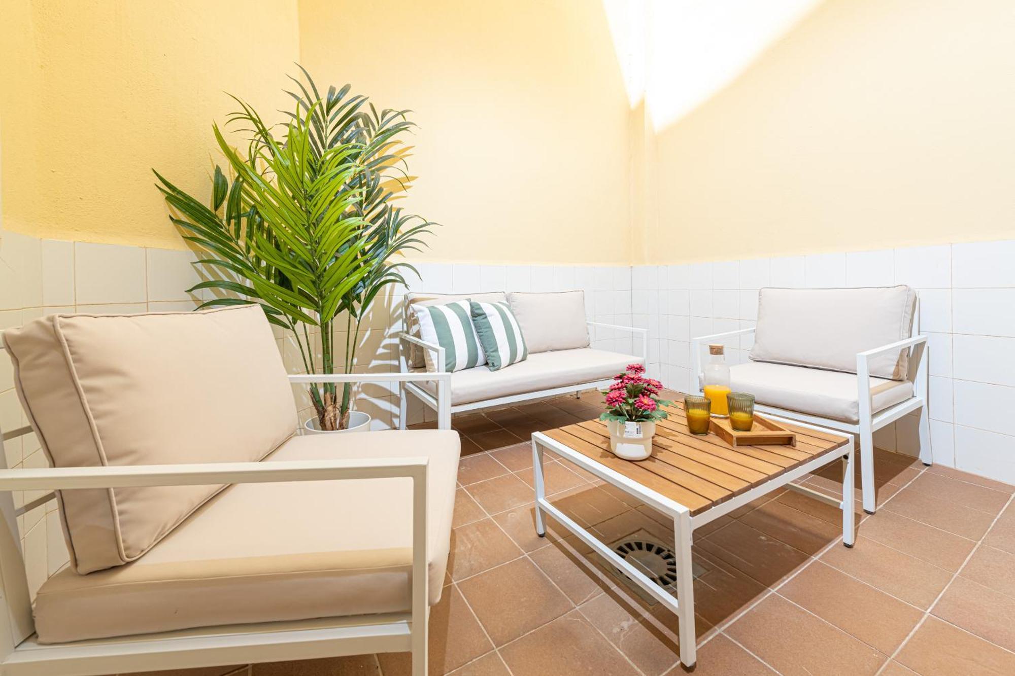Iloftmalaga Pasillo De Atocha Apartment Luaran gambar