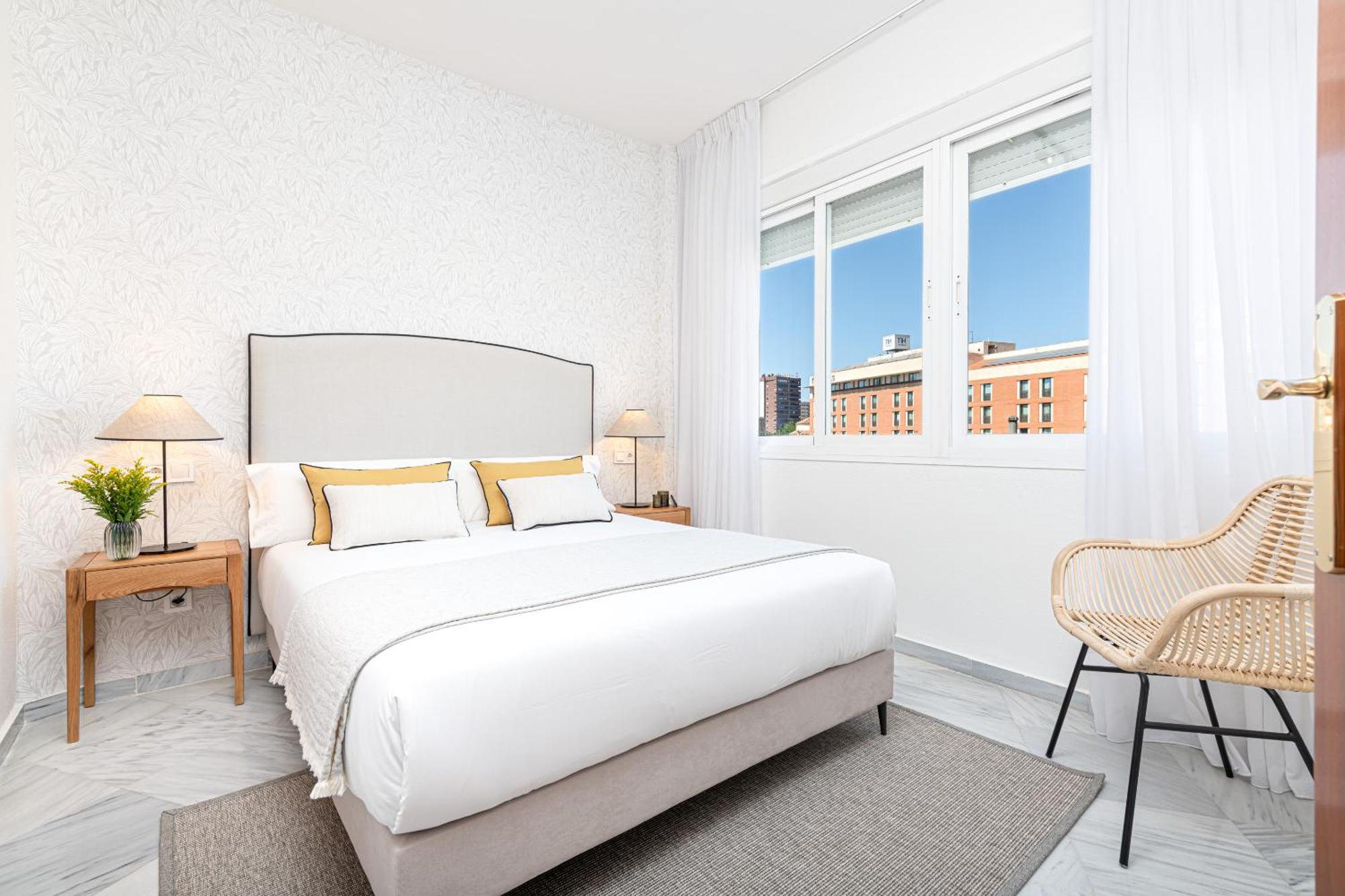 Iloftmalaga Pasillo De Atocha Apartment Luaran gambar