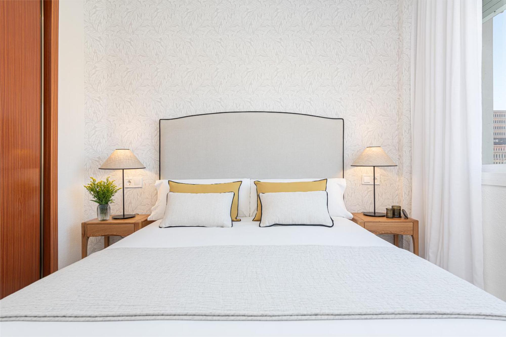 Iloftmalaga Pasillo De Atocha Apartment Luaran gambar