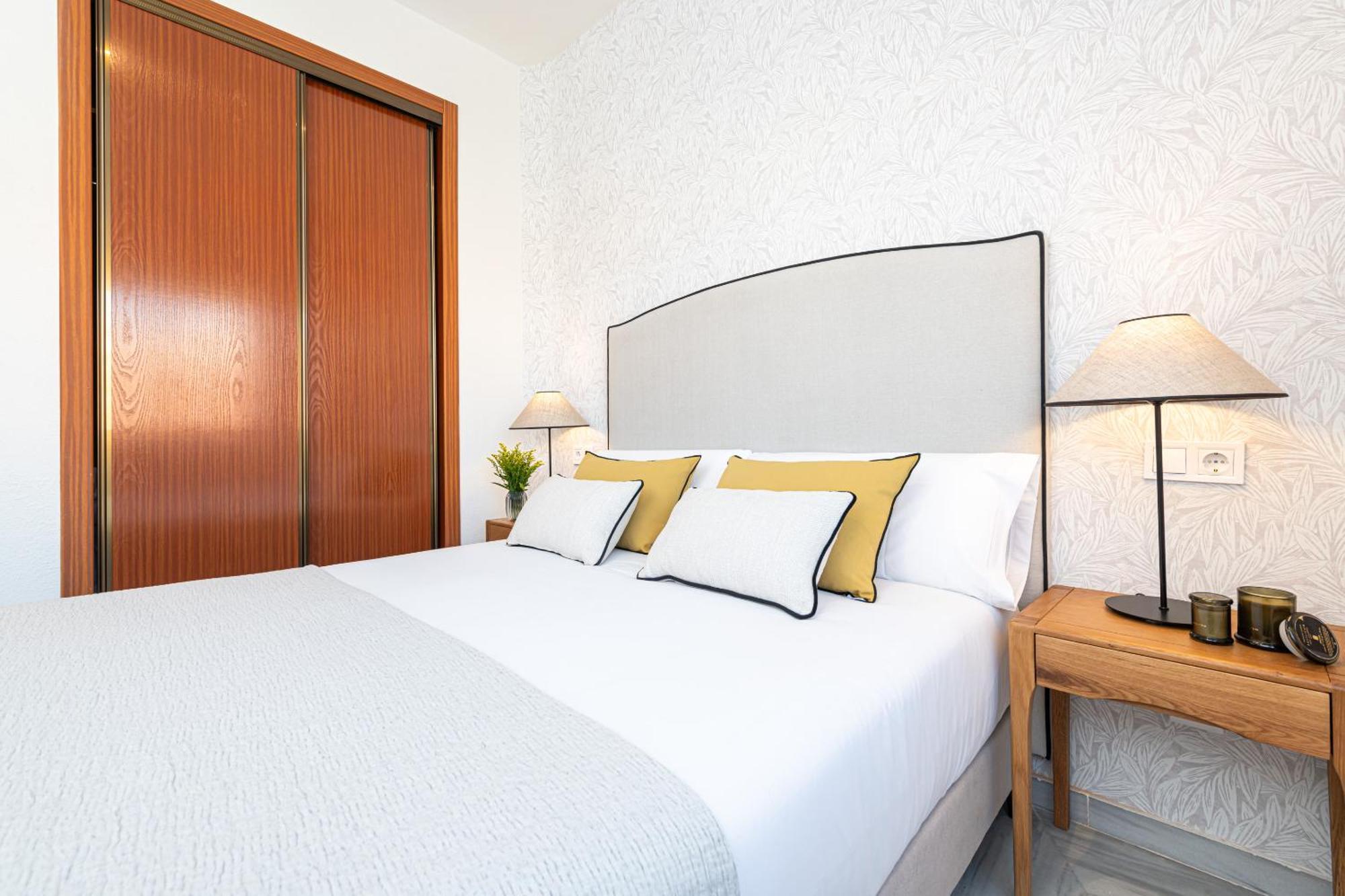 Iloftmalaga Pasillo De Atocha Apartment Luaran gambar