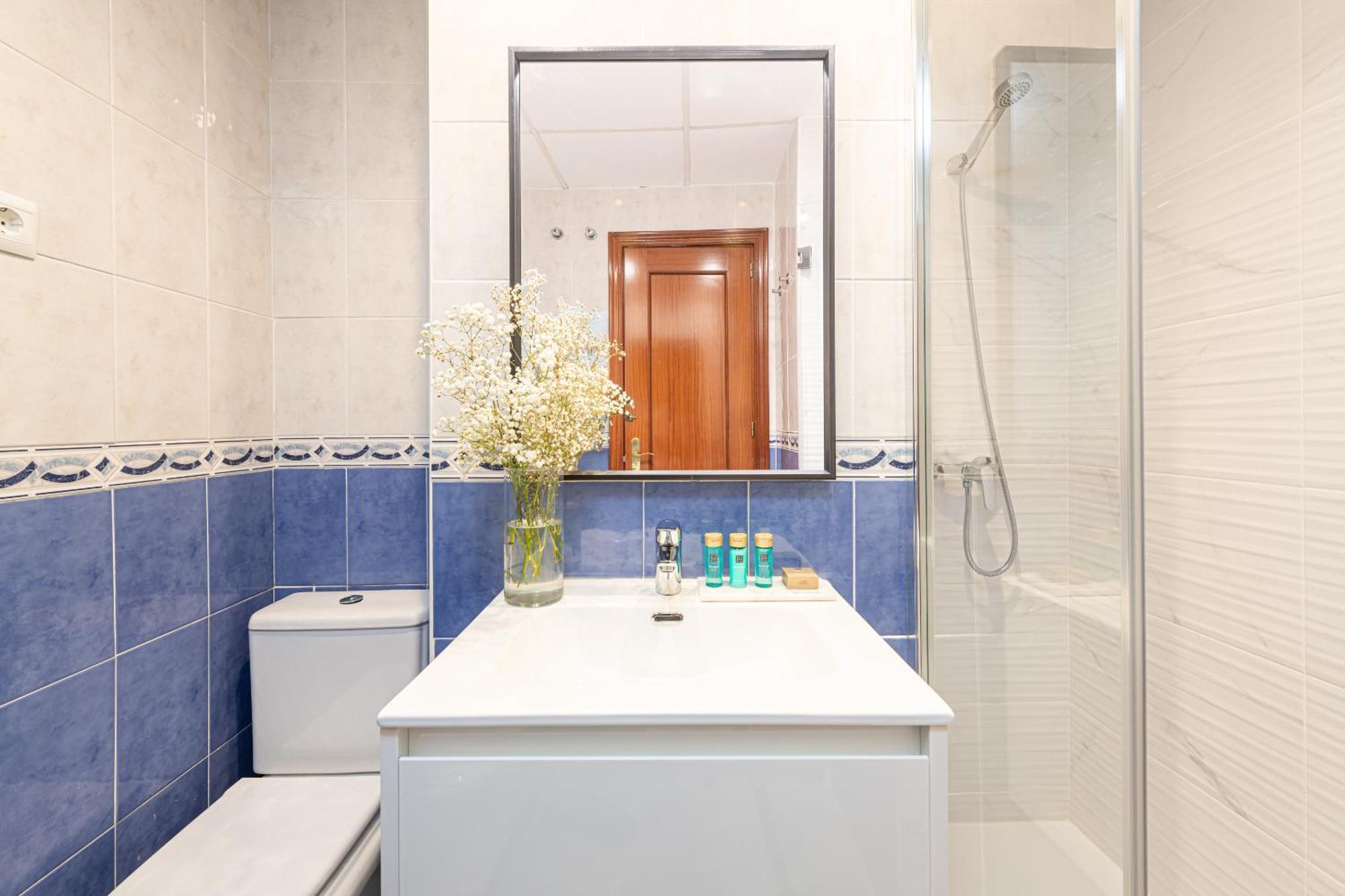 Iloftmalaga Pasillo De Atocha Apartment Luaran gambar