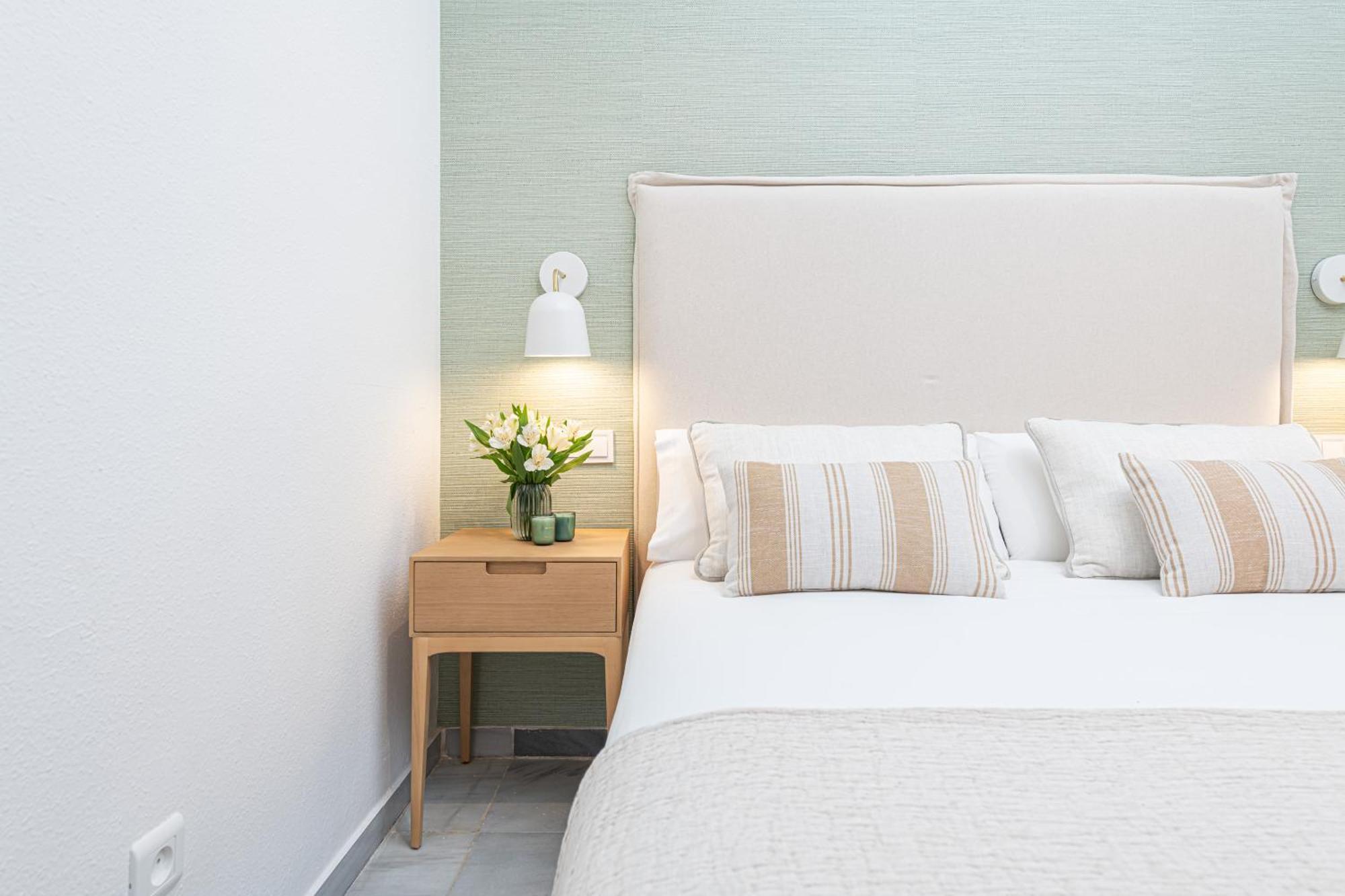 Iloftmalaga Pasillo De Atocha Apartment Luaran gambar